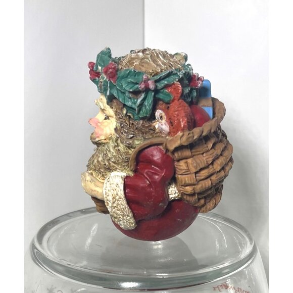 Vintage Crinkle Claus Holiday Figurine With Wreath & Basket Of Gifts - Picture 2 of 4